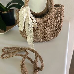 Chic Tan Woven Purse